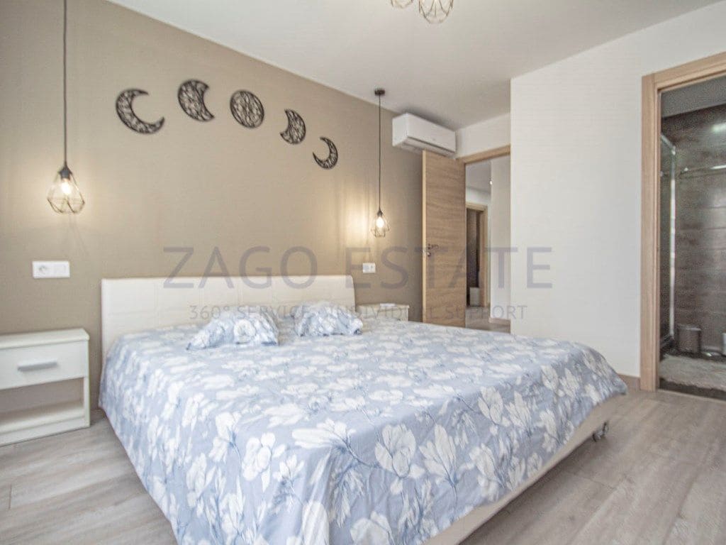 Appartement de 4 chambres à louer à Benidorm avec garage - 1 800 € (Ref: 9635037)