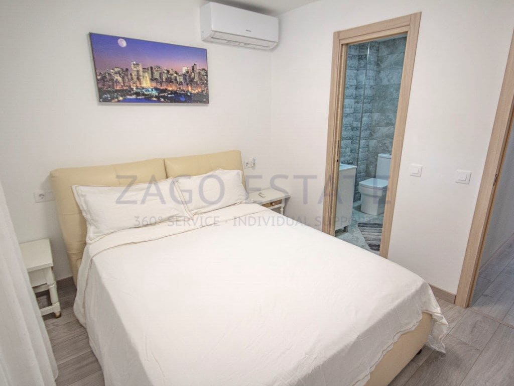 Appartement de 4 chambres à louer à Benidorm avec garage - 1 800 € (Ref: 9635037)