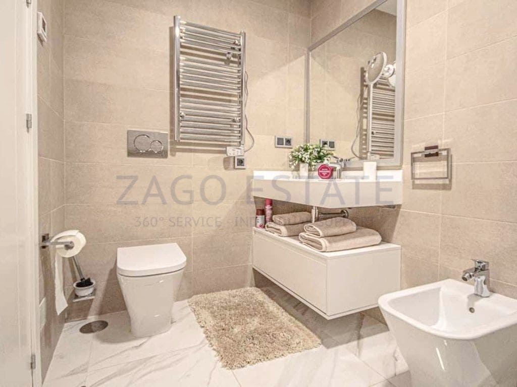 2 sovrum Lägenhet att hyra i Benidorm med pool garage - 1 950 € (Ref: 9667011)