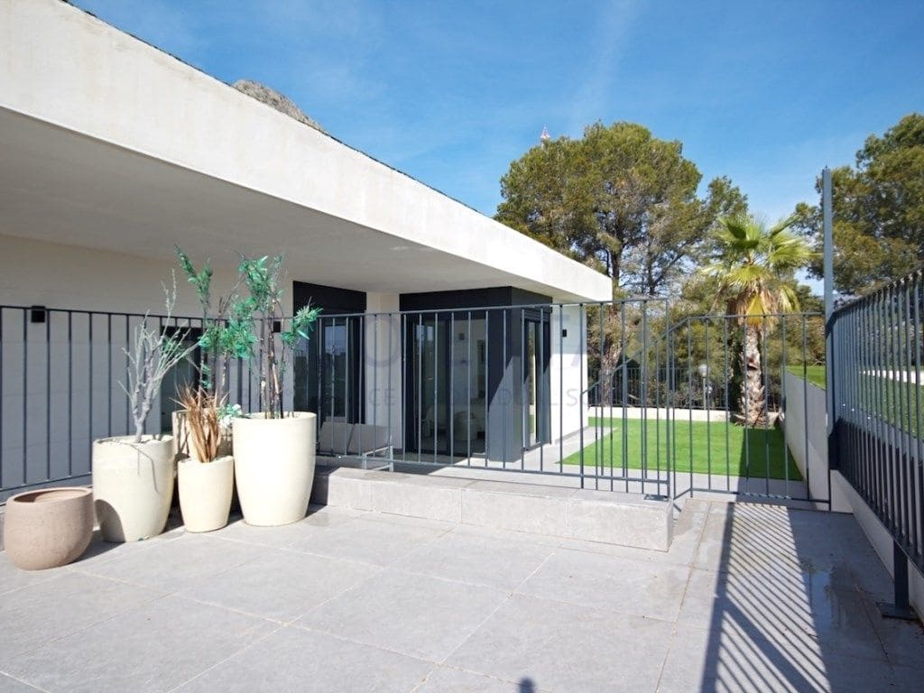 3 chambre Villa/Maison Semi-Mitoyenne à vendre à Polop avec garage - 470 000 € (Ref: 9678169)