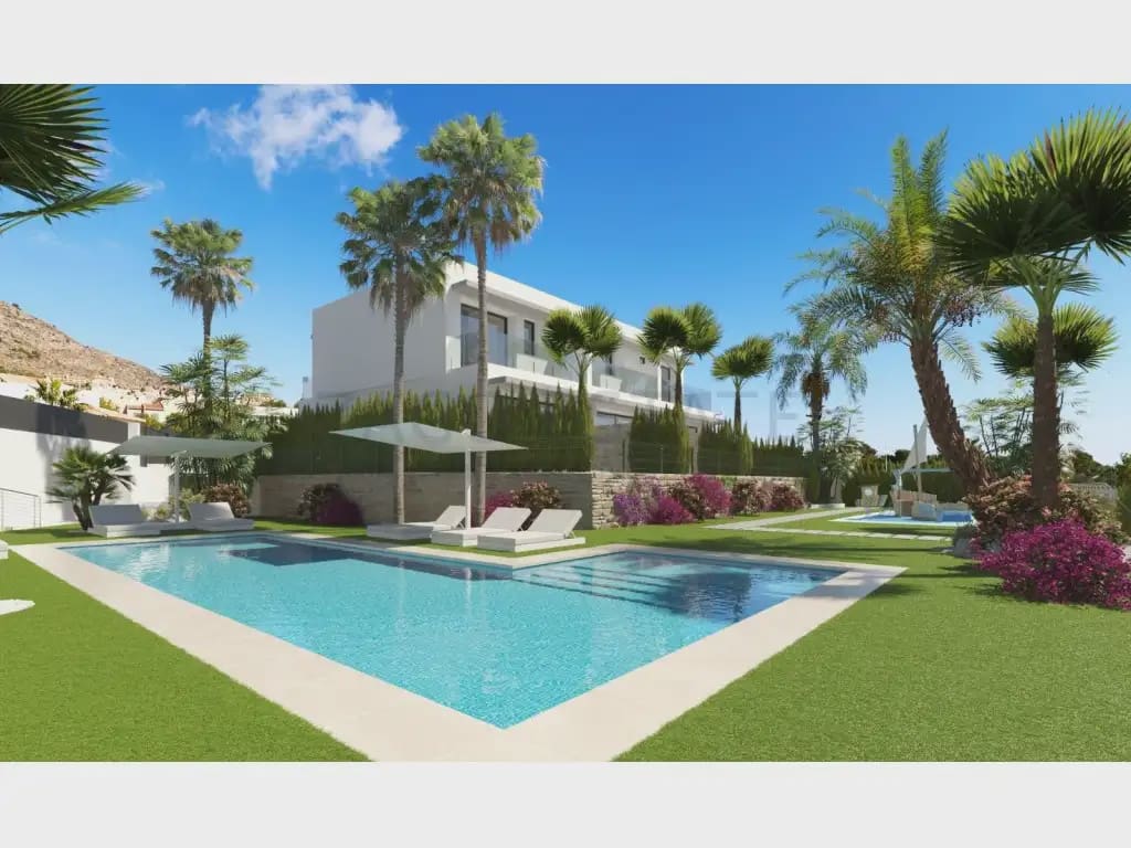 Casa de 3 habitaciones en Finestrat en venta con garaje - 545.000 € (Ref: 9749329)