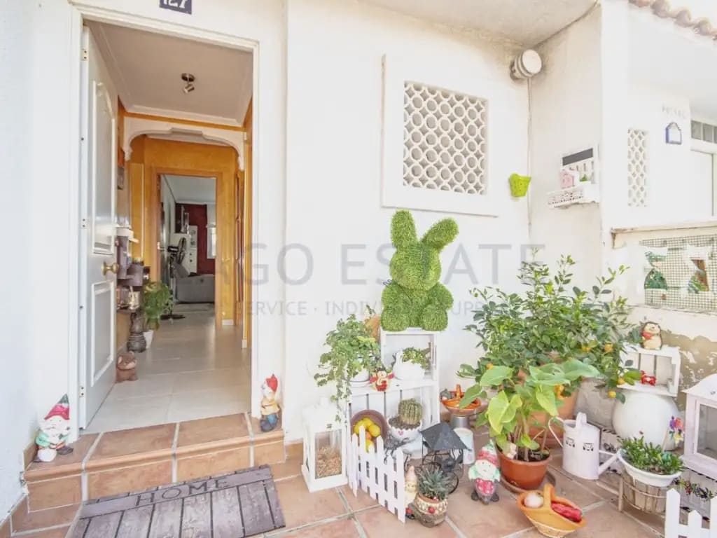 3 bedroom Semi-detached Villa for sale in La Nucia - € 360,000 (Ref: 9749337)