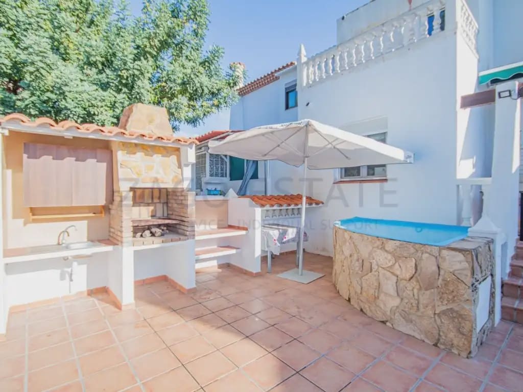 3 bedroom Semi-detached Villa for sale in La Nucia - € 360,000 (Ref: 9749337)