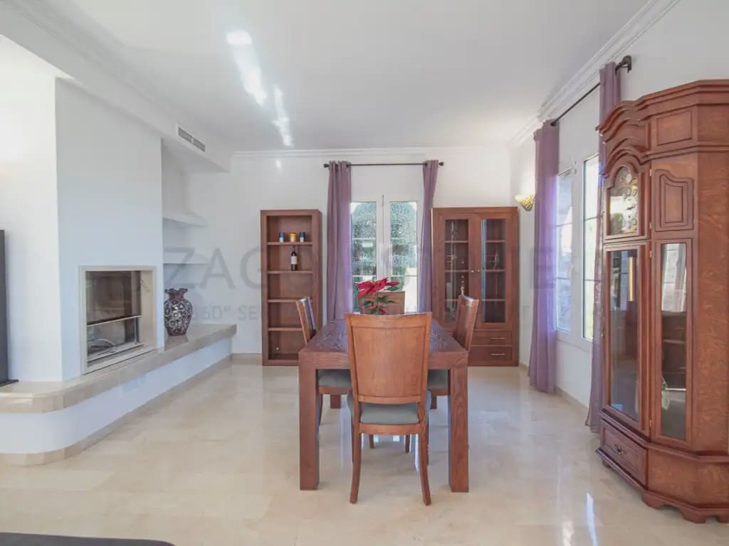 4 soverom Villa til salgs i Finestrat med garasje - € 950 000 (Ref: 9761493)