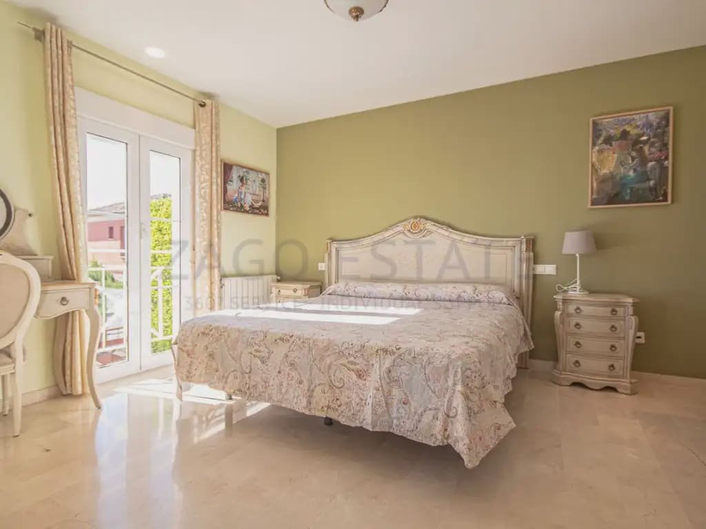 4 soverom Villa til salgs i Finestrat med garasje - € 950 000 (Ref: 9761493)