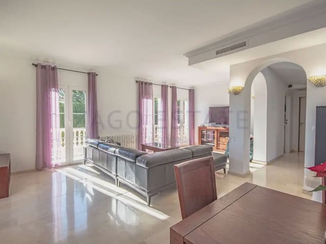 4 sovrum Villa till salu i Golf Bahía, Finestrat med garage - 950 000 € (Ref: 9761493)