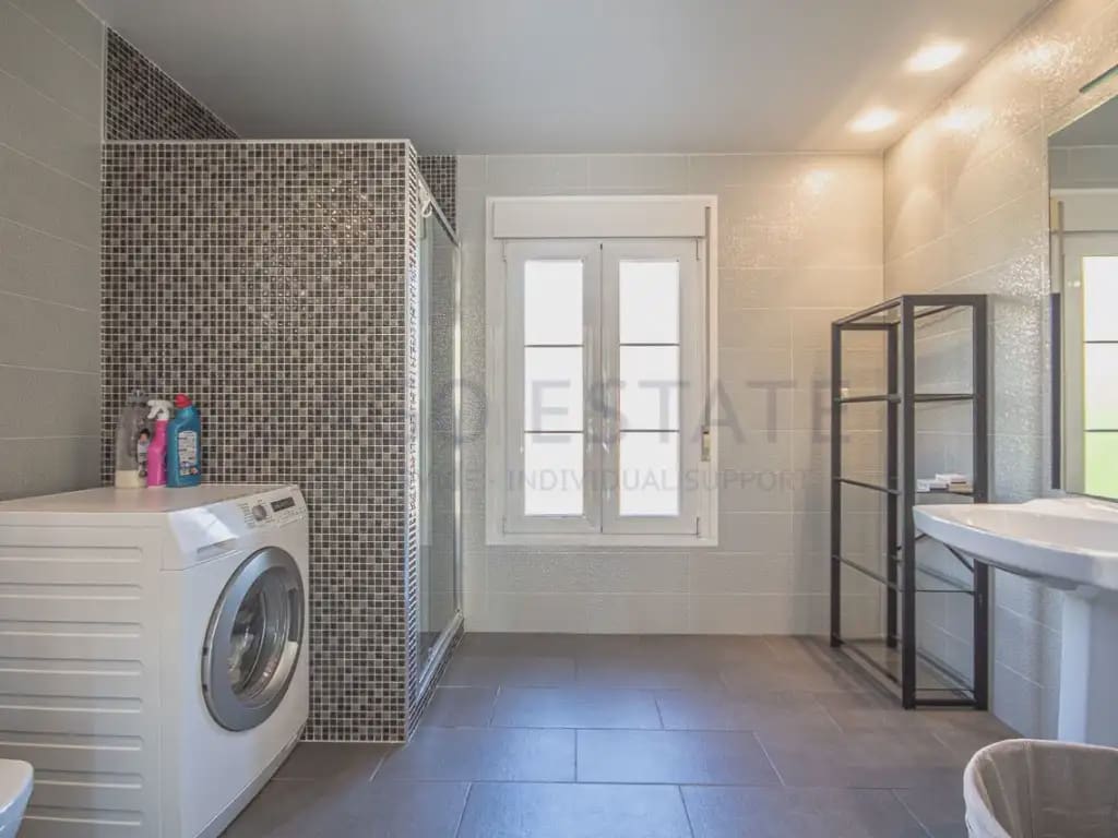 4 soverom Villa til salgs i Finestrat med garasje - € 950 000 (Ref: 9761493)