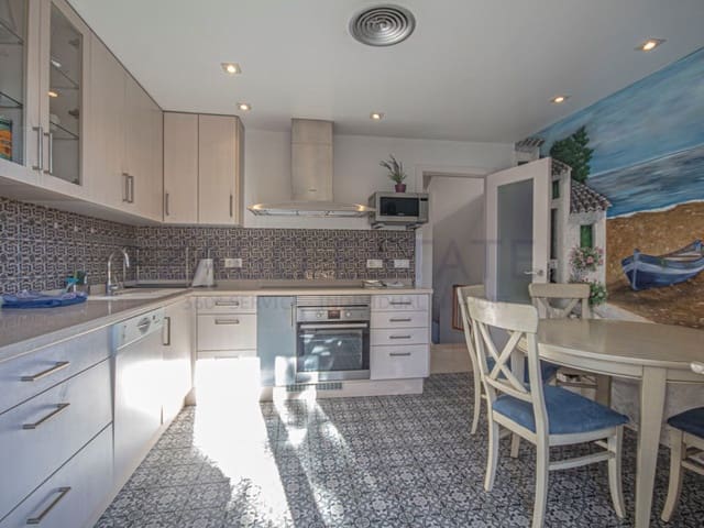 4 sypialnia Willa na sprzedaż w Golf Bahía, Finestrat z garażem - 950 000 € (Ref: 9761493)