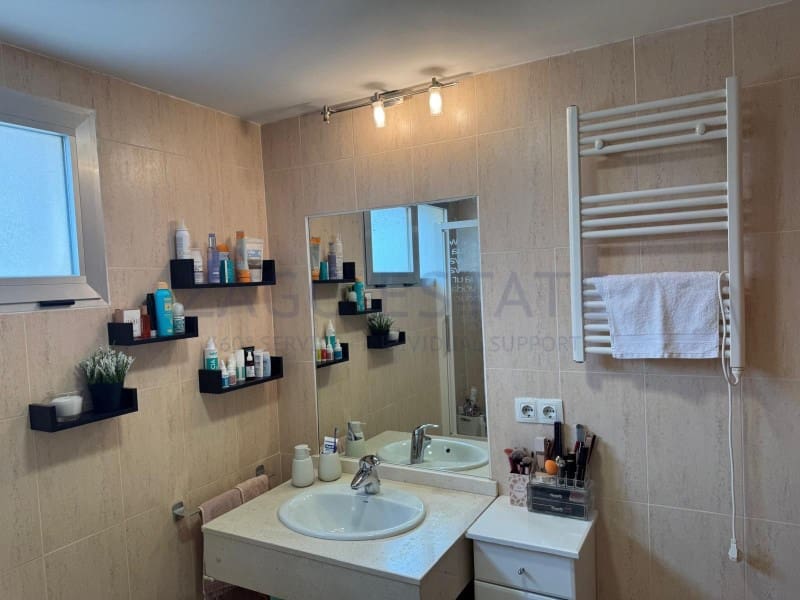 2 makuuhuone Asunto myytävänä paikassa La Villajoyosa / Vila Joiosa mukana 
autotalli - 260 000 € (Ref: 9770417)