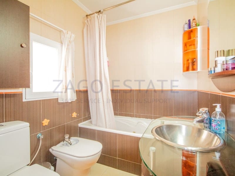 3 soverom Kjedet enebolig til salgs i La Nucia - € 360 000 (Ref: 9770418)