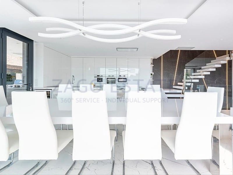 4 slaapkamer Villa te koop in Calpe / Calp - € 2.800.000 (Ref: 9770456)