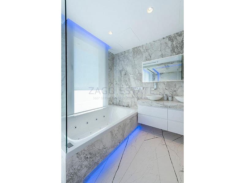 4 slaapkamer Villa te koop in Calpe / Calp - € 2.800.000 (Ref: 9770456)