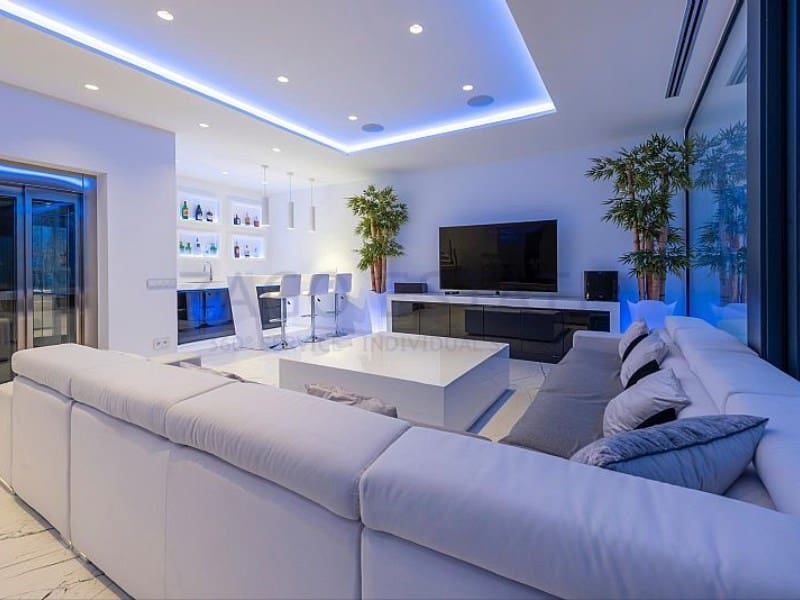 4 slaapkamer Villa te koop in Calpe / Calp - € 2.800.000 (Ref: 9770456)