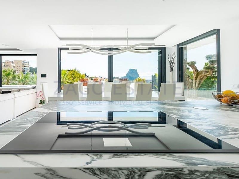 4 slaapkamer Villa te koop in Calpe / Calp - € 2.800.000 (Ref: 9770456)
