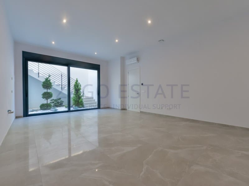 8 bedroom Villa for sale in Finestrat - € 4,450,000 (Ref: 9770510)