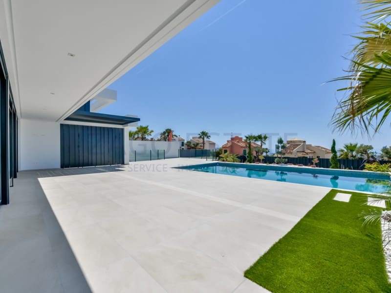 8 bedroom Villa for sale in Finestrat - € 4,450,000 (Ref: 9770510)