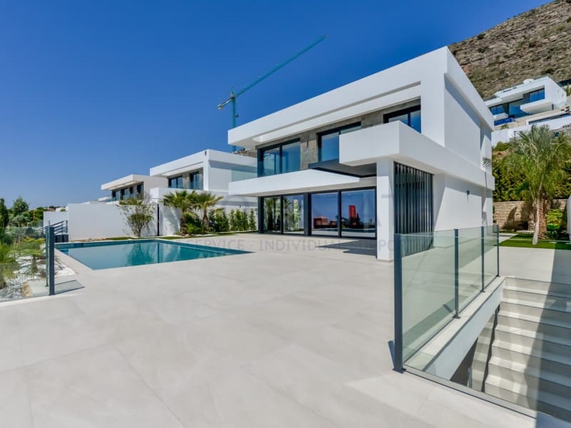 8 bedroom Villa for sale in Finestrat - € 4,450,000 (Ref: 9770510)