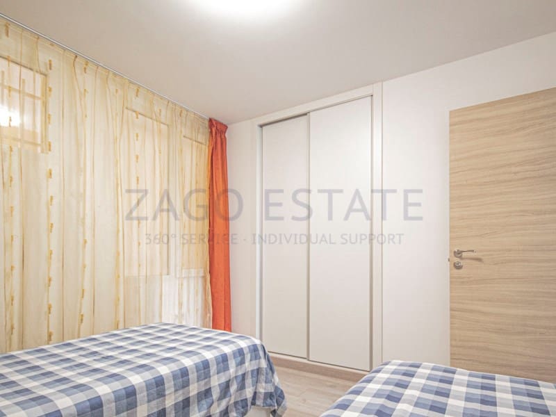 4 soverom Leilighet til leie i Benidorm med svømmebasseng garasje - € 1 800 (Ref: 9780347)