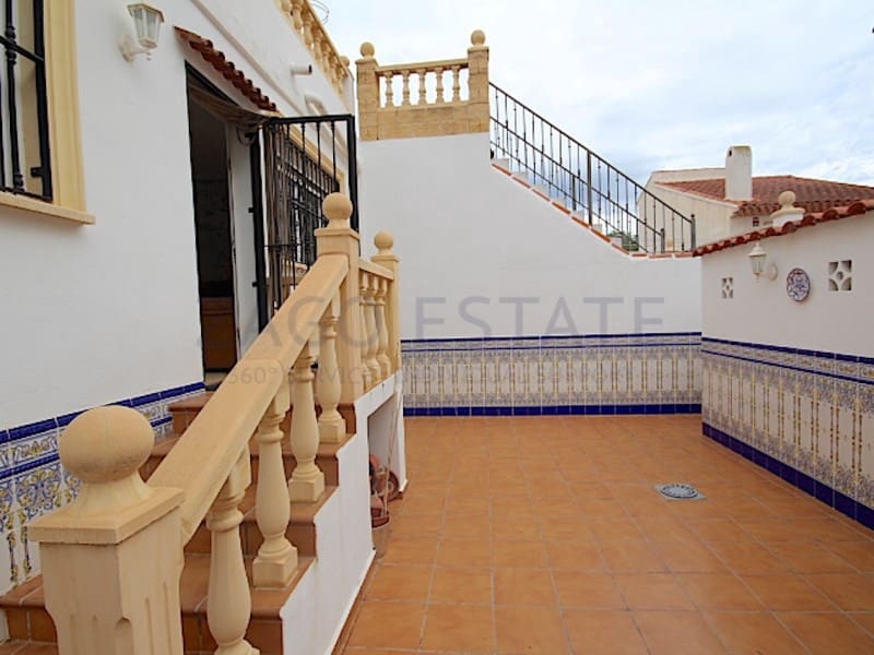 4 chambre Villa/Maison Semi-Mitoyenne à vendre à La Nucia - 320 000 € (Ref: 9780351)