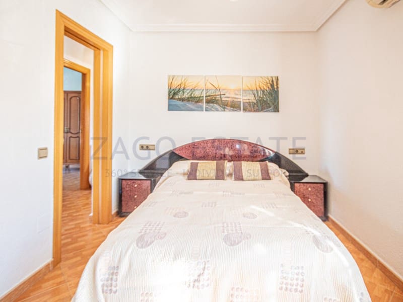 4 bedroom Semi-detached Villa for sale in La Nucia - € 320,000 (Ref: 9780351)