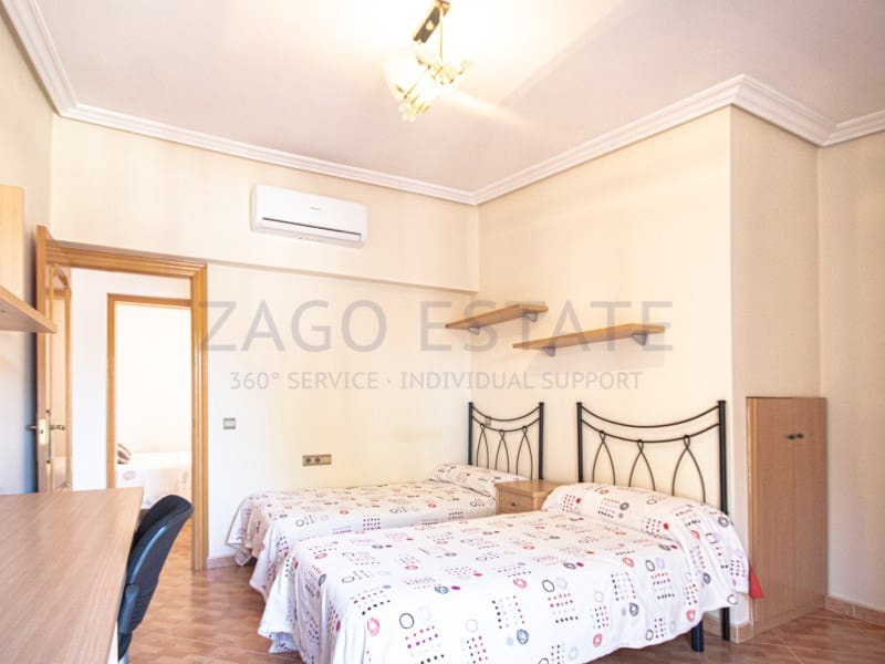 4 bedroom Semi-detached Villa for sale in La Nucia - € 320,000 (Ref: 9780351)