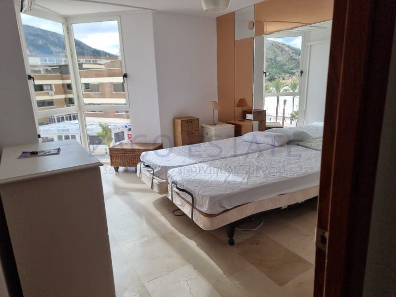 Appartement de 2 chambres à louer à Albir avec piscine - 1 500 € (Ref: 9780375)