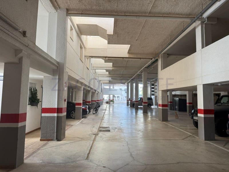 3 soveværelse Lejlighed til leje i Benidorm med swimmingpool garage - € 1.900 (Ref: 9780376)