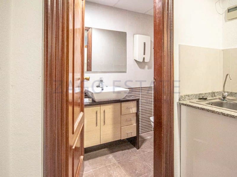 Commercieel te koop in Benidorm - € 480.000 (Ref: 9780379)