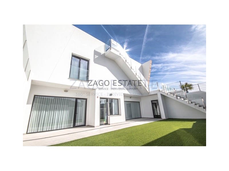 4 sovrum Villa till salu i Finestrat med garage - 890 000 € (Ref: 9780380)