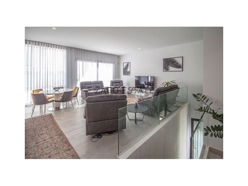 4 sovrum Villa till salu i Finestrat med garage - 890 000 € (Ref: 9780380)