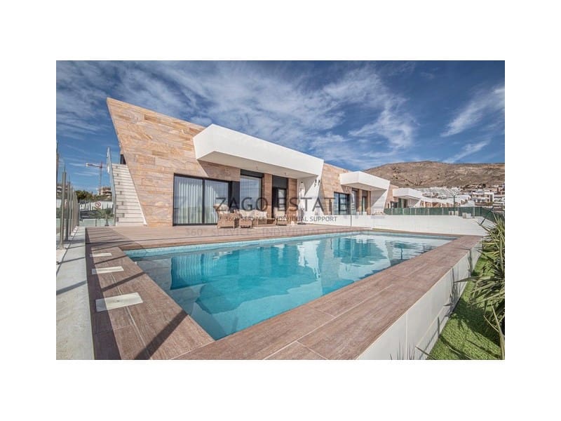 4 sovrum Villa till salu i Finestrat med garage - 890 000 € (Ref: 9780380)