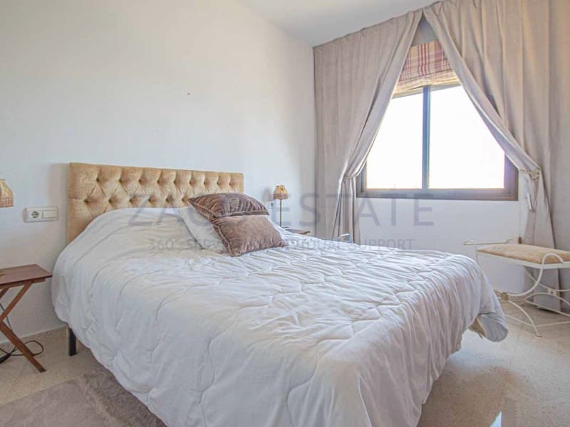 Piso de 4 habitaciones en Benidorm en venta con piscina garaje - 640.000 € (Ref: 9780381)