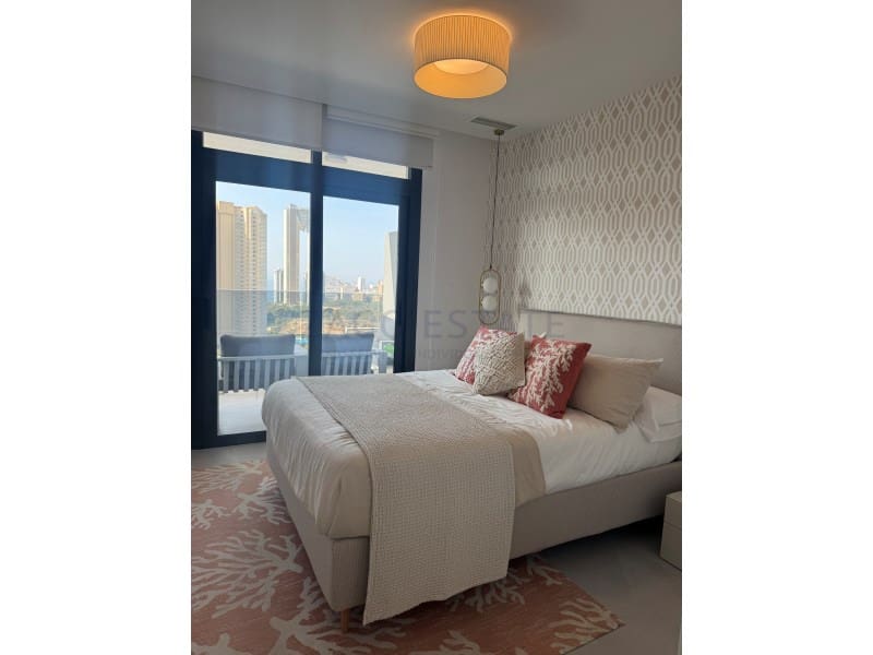 3 bedroom Flat for sale in Benidorm with garage - € 627,000 (Ref: 9780383)