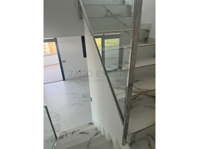 Ático de 3 habitaciones en Benidorm en venta con garaje - 800.000 € (Ref: 9780384)