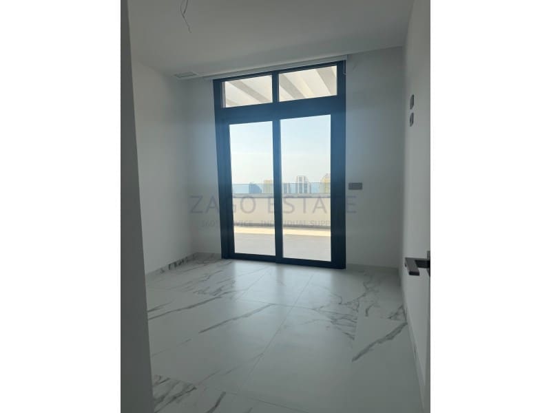 Ático de 3 habitaciones en Benidorm en venta con garaje - 800.000 € (Ref: 9780384)