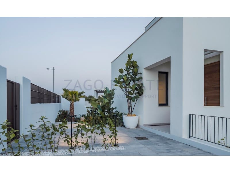 4 sovrum Villa till salu i Finestrat med garage - 1 050 000 € (Ref: 9780385)