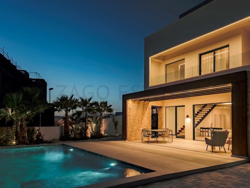 4 sovrum Villa till salu i Finestrat med garage - 1 050 000 € (Ref: 9780385)