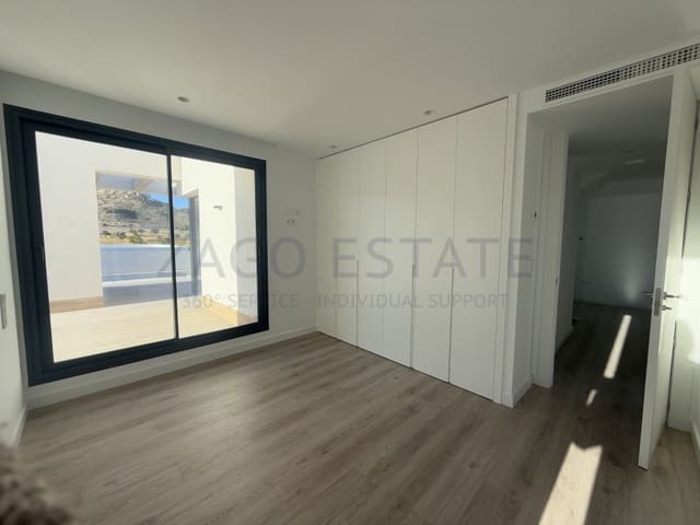 3 quarto Moradia para venda em Monforte del Cid - 489 000 € (Ref: 9780402)