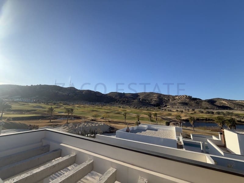 3 soveværelse Villa til salg i Monforte del Cid - € 639.000 (Ref: 9780403)