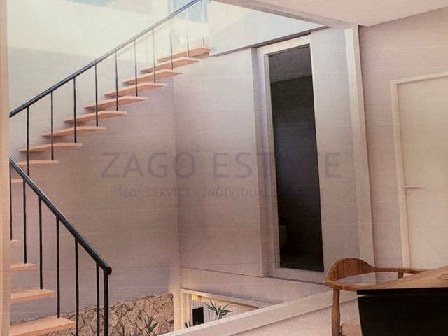 Chalet de 3 habitaciones en Escandinavia - Cautivador, Alfaz del Pi / L'Alfàs del Pi en venta con garaje - 870.000 € (Ref: 9780412)