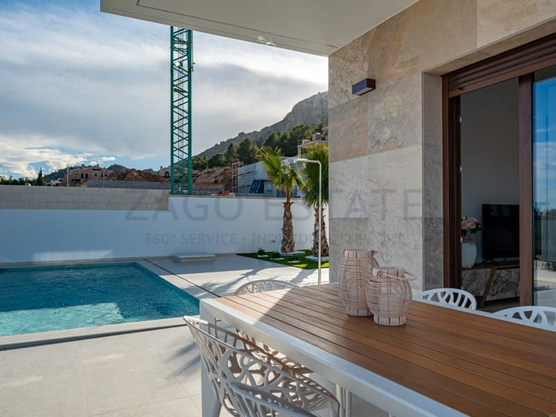 3 chambre Villa/Maison à vendre à Polop - 598 000 € (Ref: 9783217)