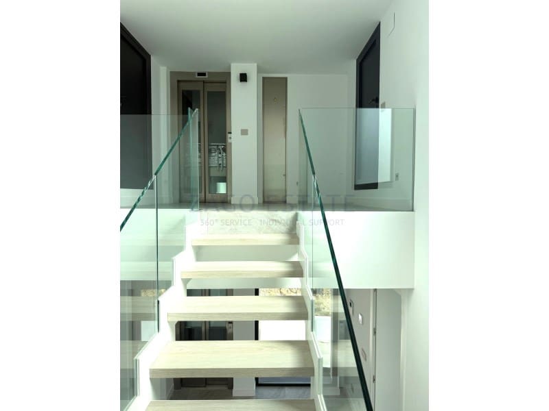 4 quarto Moradia para venda em Finestrat com garagem - 1 350 000 € (Ref: 9790877)