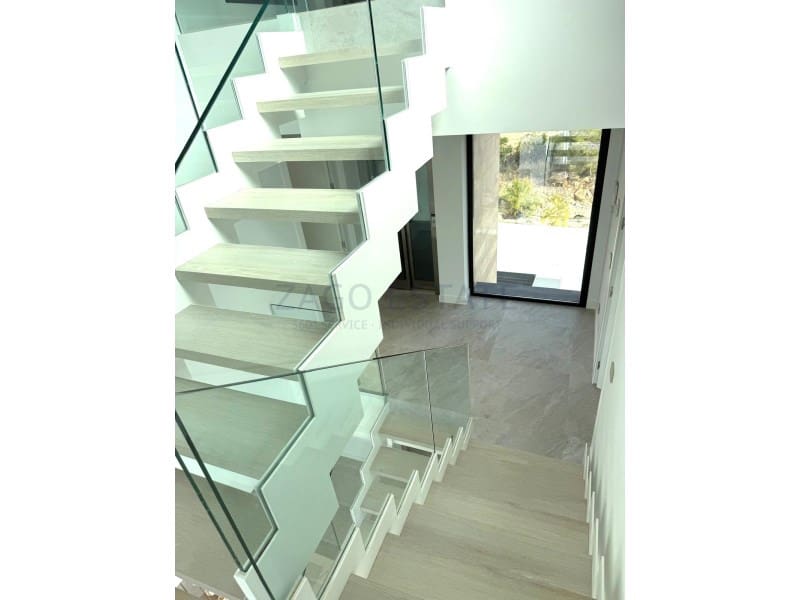 4 quarto Moradia para venda em Finestrat com garagem - 1 350 000 € (Ref: 9790877)