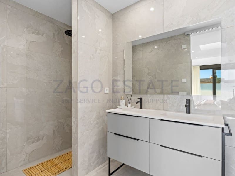 Chalet de 3 habitaciones en Polop en venta - 755.000 € (Ref: 9790880)