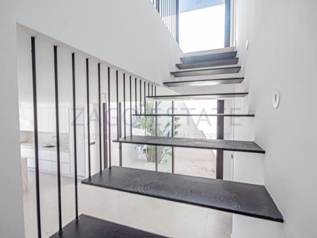 3 makuuhuone Huvila myytävänä paikassa Escandinavia - Cautivador, Alfaz del Pi / L'Alfàs del Pi mukana 
autotalli - 890 000 € (Ref: 9790881)