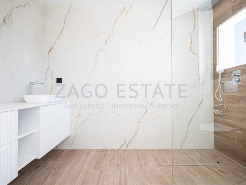 3 bedroom Villa for sale in Alfaz del Pi / L'Alfas del Pi with garage - € 890,000 (Ref: 9790881)