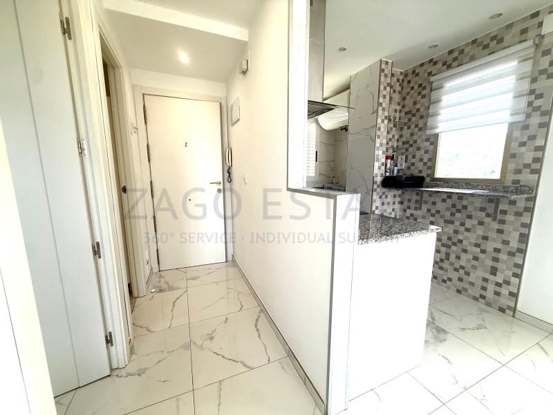 2 bedroom Flat for sale in Benidorm with garage - € 235,000 (Ref: 9794391)