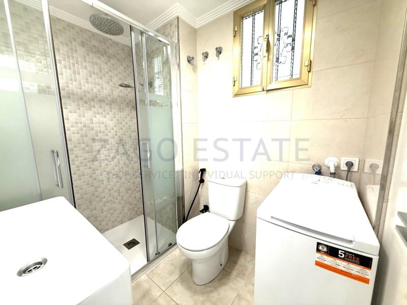 2 bedroom Flat for sale in Benidorm with garage - € 235,000 (Ref: 9794391)