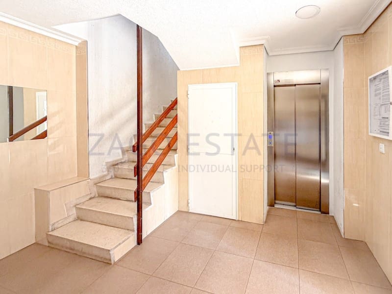 2 soveværelse Lejlighed til salg i Benidorm med garage - € 220.000 (Ref: 9794391)