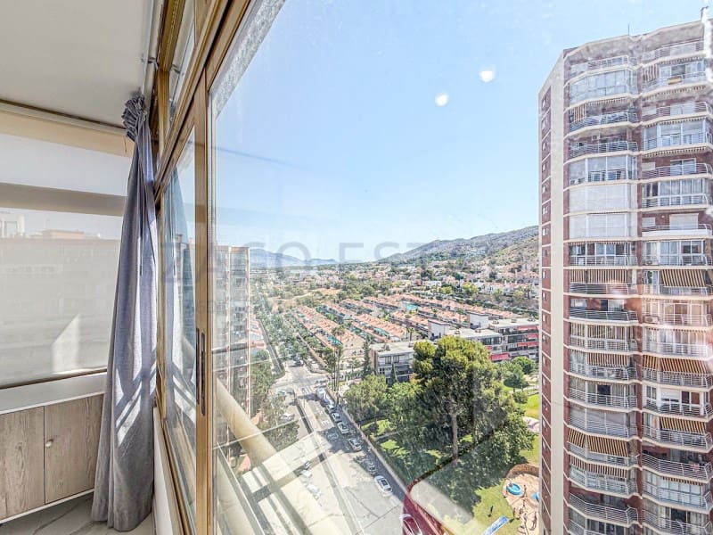2 soveværelse Lejlighed til salg i Benidorm med garage - € 220.000 (Ref: 9794391)